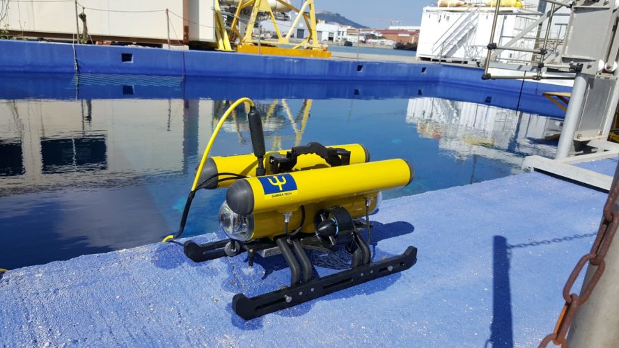 CORAL ROV/outdoor tank